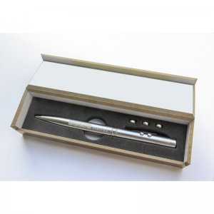 Propiska kovová s laserovým ukazovátkem a světlem v dárkové krabičce